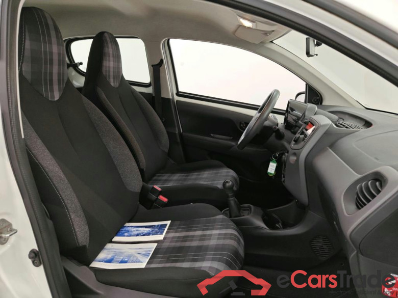 Peugeot 108 Active 1.0 e-VTi 72pk 5d #3