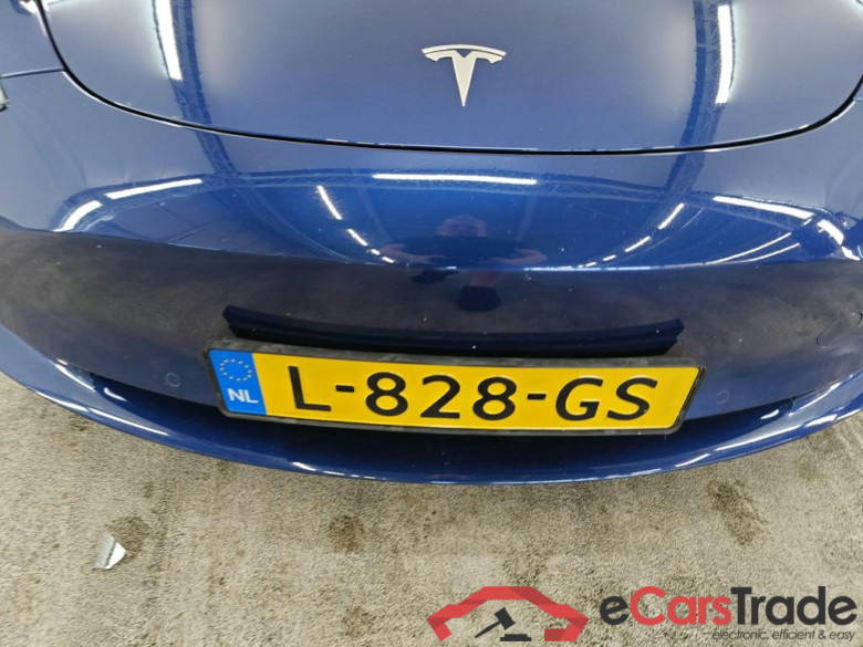 Tesla Model 3 Standard Range Plus RWD 4d #5