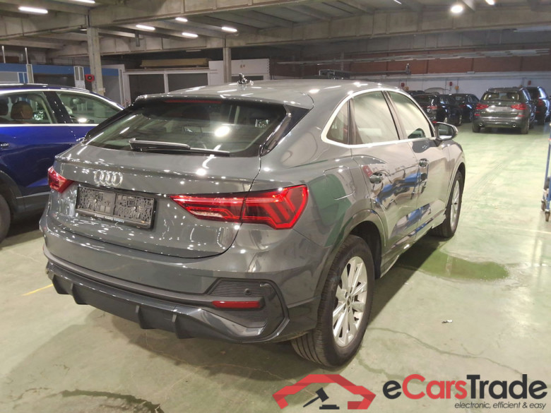 AUDI Q3 Sportback 1.4 45 TFSI E S TRONIC #4