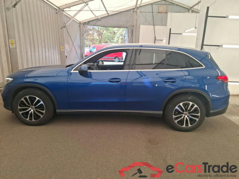 MERCEDES-BENZ GLC / 2022 / 5P / SUV GLC 220 D BUSINESS LINE 4MATIC #3