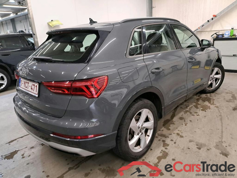AUDI - AUD Q3 35 TDI 150PK S-Tronic Advanced Business Edition & Pack Platinum With Alcantara Heated Sport Seats & Adaptive Cruise Control & Rear Camera #2