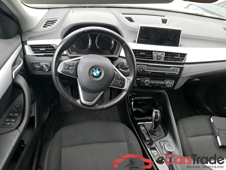 BMW X2 / 2017 / 5P / todoterreno sDrive18i (CX) #3