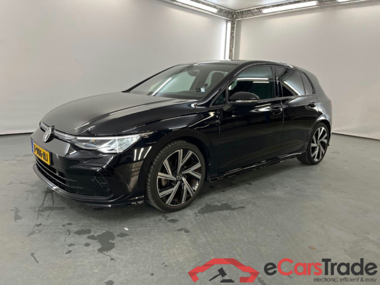 VOLKSWAGEN GOLF 1.5 eTSI R-Line