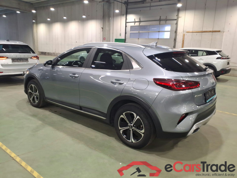 KIA XCEED 1.6 GDI PHEV DCT BUSINESS LINE #2