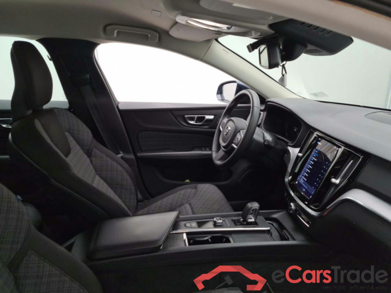 VOLVO V60 B3 MOM. CORE GEARTRONIC #3