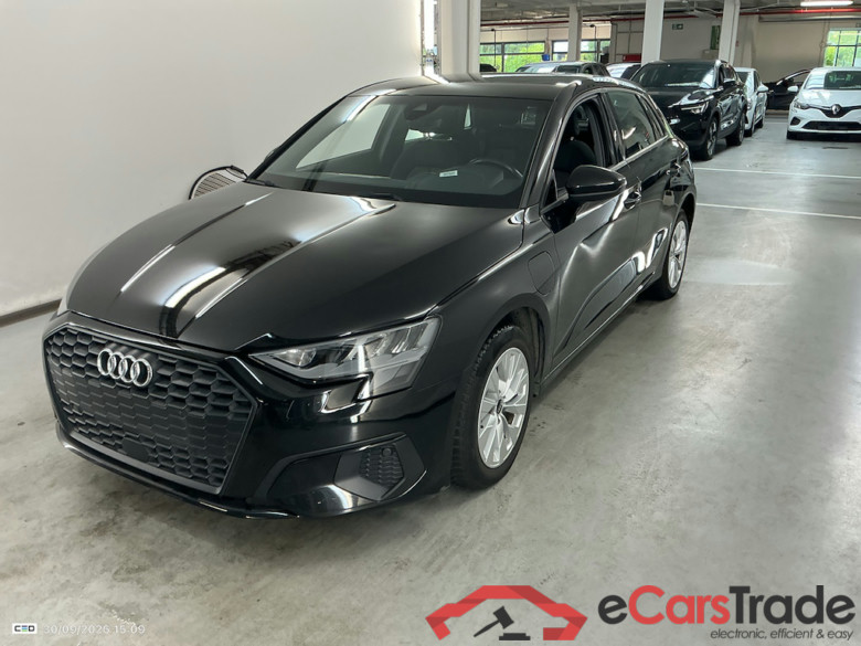 AUDI A3 SPORTBACK 1.4 40 TFSI E S TRONIC SPORTB ATTRACTION