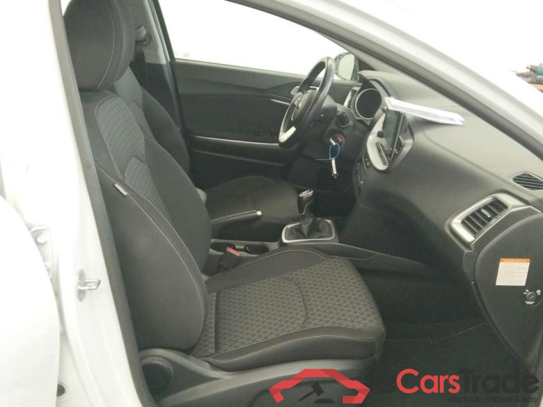 KIA Ceed / 2018 / 5P / berlina con portón 1.6 MHEV iMT 100kW (136CV) Drive #6