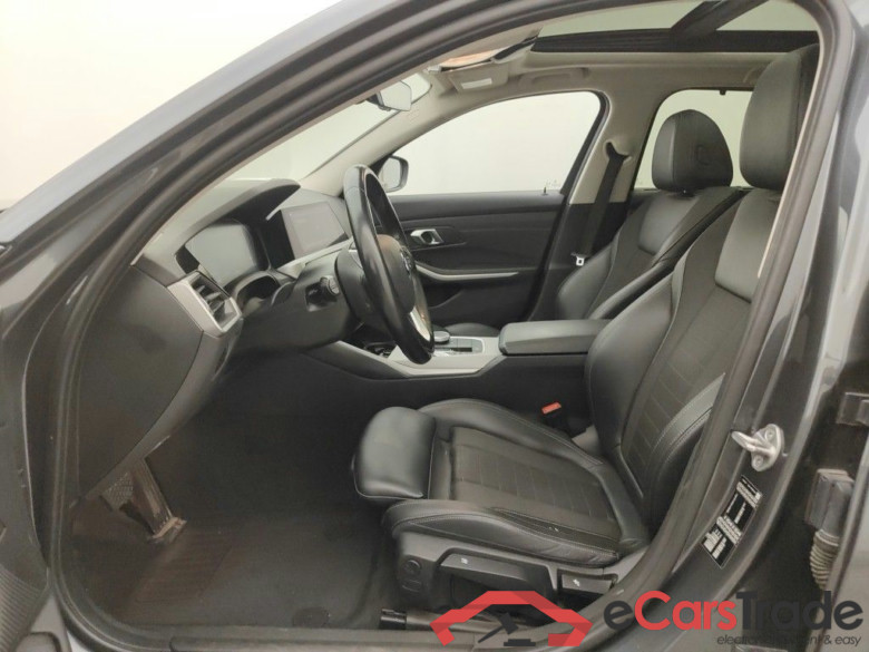 BMW 3 Reeks Touring 318dA (110 kW) 5d #3
