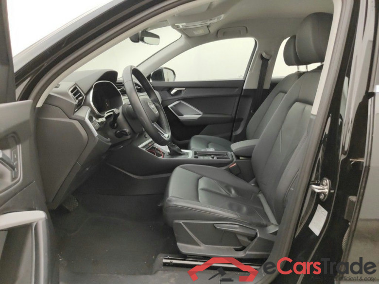 Audi Q3 Sportback 45 TFSI e S tronic 5d #3