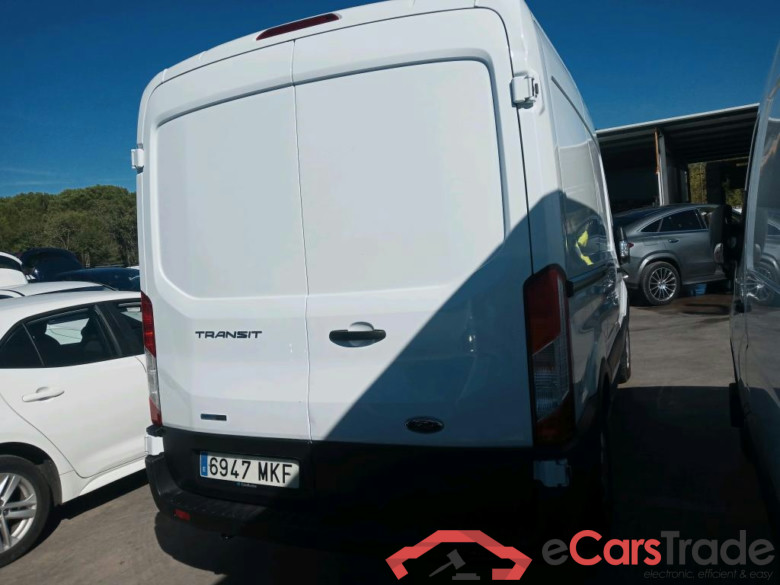 FORD Transit / 2013 / 4P / furgón 350 96kW L2H2 Van Trend FWD MHEV #2