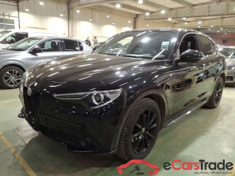 ALFA ROMEO STELVIO 2.2 D TURBO 160 TI AUTO #1