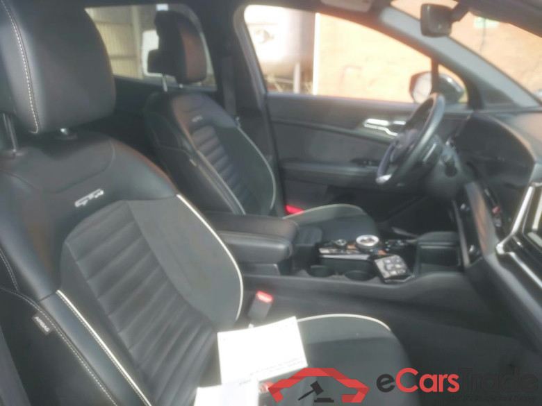 KIA Sportage / 2022 / 5P / todoterreno 1.6 T-GDi HEV 158kW (215CV) GT-line 4x2 #6