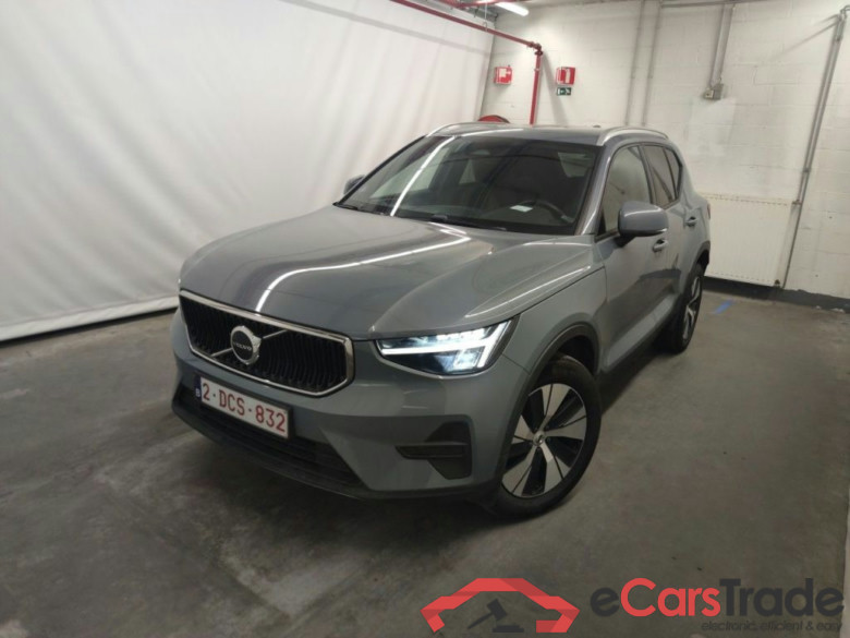 Volvo XC40 B3 Core DCT 5d #1