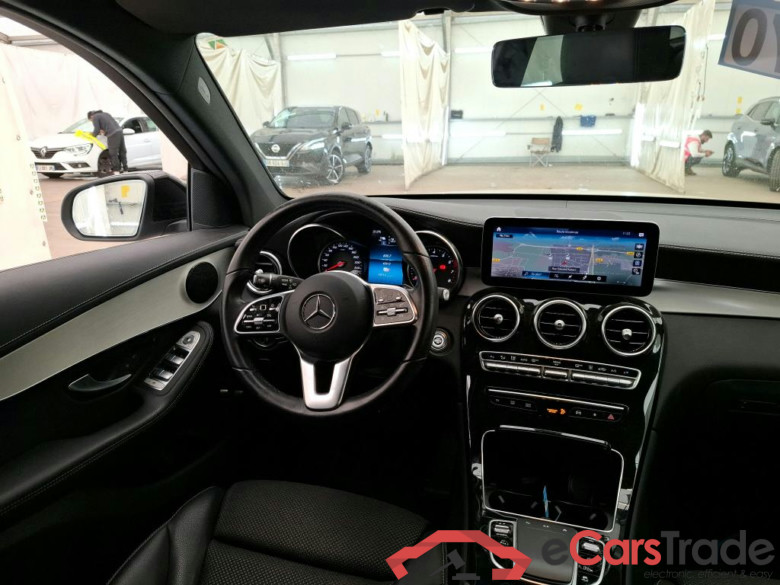 MERCEDES-BENZ GLC / 2019 / 5P / SUV GLC 300 e Business Line 4Matic #6