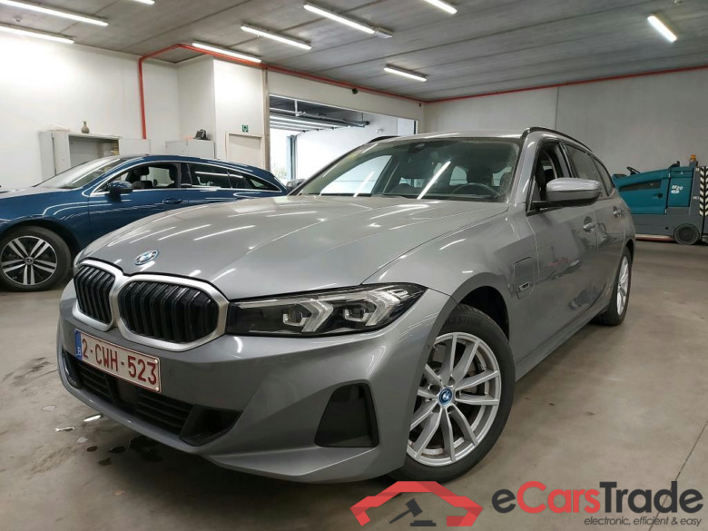 BMW - BMW 3 TOURING 320e 204PK With Vernasca Heated Sport Seats & Active Cruise & Driving Assistant & Parking Assistant Pack  * HYBRID * #1