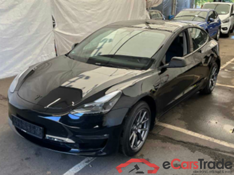 TESLA Model 3 Langstreckenbatt. RWD Hinterradantrieb Business 4d 208kW