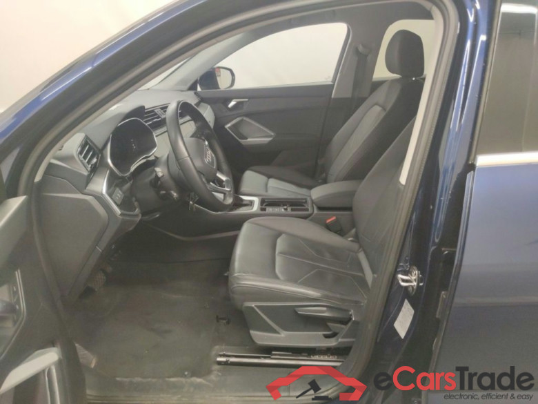 Audi Q3 Sportback 45 TFSI e S tronic 5d #3