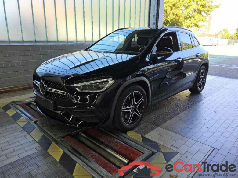 Mercedes-Benz GLA (BM 247)(02.2020->) DE - SUV5 GLA 200 EU6d, AMG Line, 2020 - 2023 #1