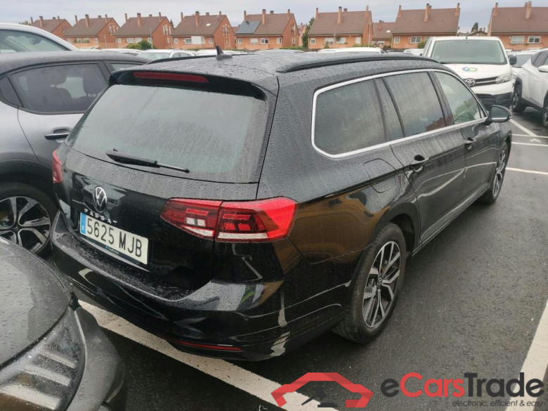 VOLKSWAGEN Passat / 2019 / 5P / familiar Variant Executive 2.0 TDI 110kW DSG #2