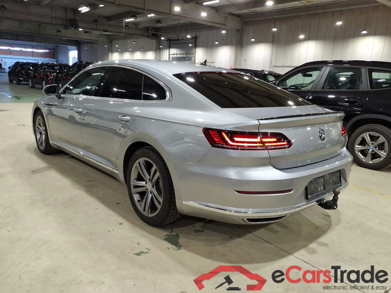 VOLKSWAGEN ARTEON DIESEL 2.0 TDi SCR R-Line (EU6.2) STOCK #2