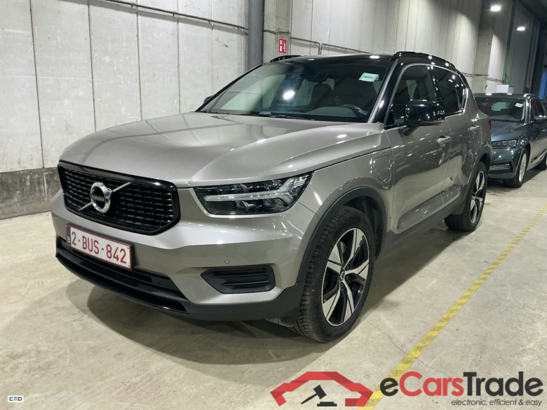 VOLVO XC40 1.5 T4 PHEV R-DESIGN DCT #1