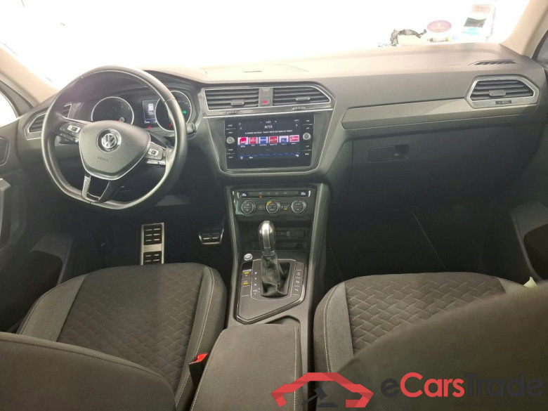 VOLKSWAGEN Tiguan 5p SUV 1 5 TSI 150 EVO DSG7 Connect #5