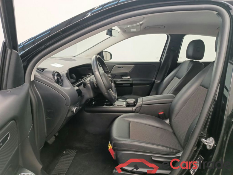 Mercedes-Benz GLA GLA 180 d Business Solution 5d #3