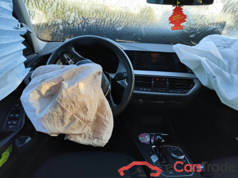 BMW 1 Reeks Hatch 118iA (100 kW) 5d !! damaged car !! #6