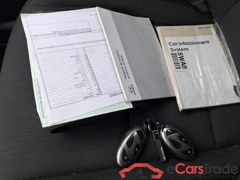 HYUNDAI Kona / 2023 / 5P / todoterreno 1.6 GDI HEV Maxx DCT #5