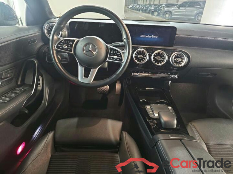Mercedes CLA CLA CLA 180 Luxury Line 100kW/136pk  4D/P Auto-7 #5