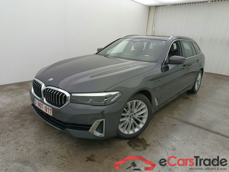 BMW 5 Reeks Touring 520e 150kW 5d(total options: 14,806 Ex.Vat)