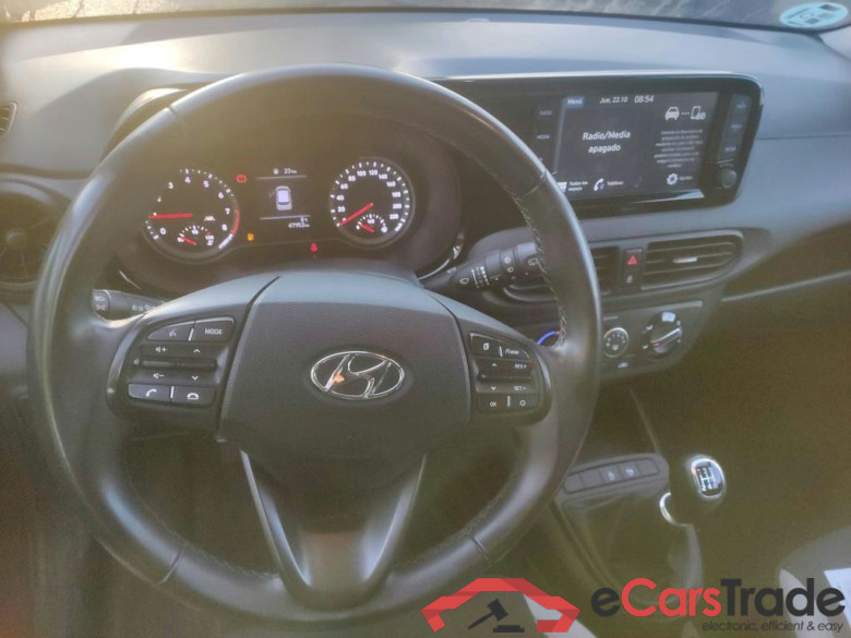 HYUNDAI i10 / 2020 / 5P / berlina con portón 1.2 Tecno 2C #3