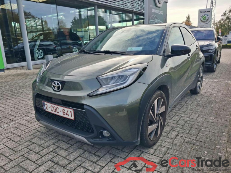 TOYOTA Aygo X 1.0i VVT-i envy CVT #1