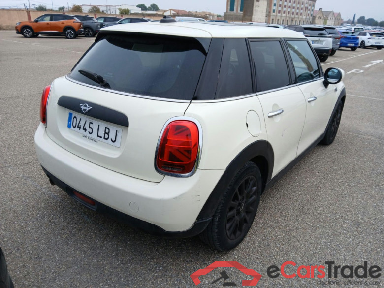 MINI MINI / 2014 / 5P / berlina con portón ONE 5 PUERTAS (CX) #2