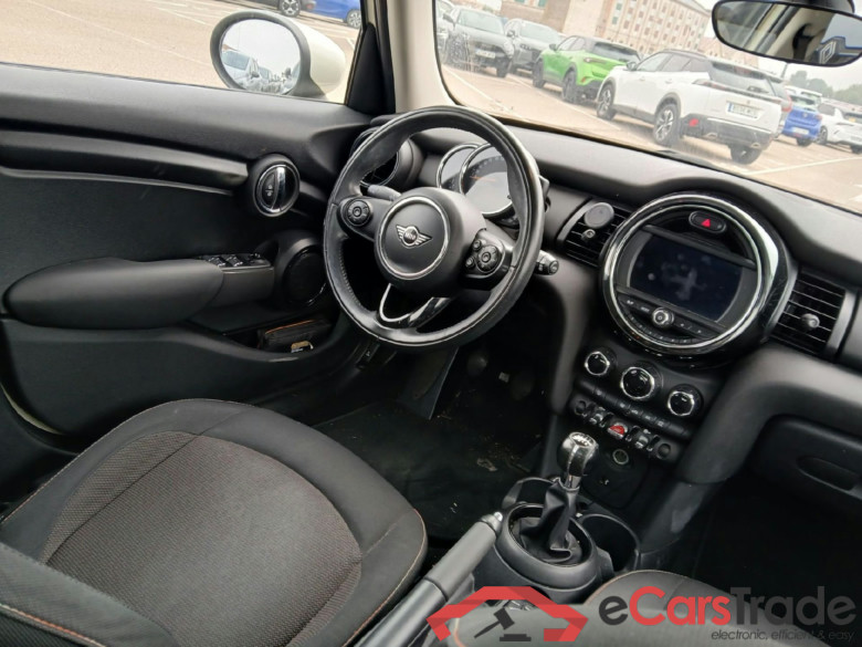MINI MINI / 2014 / 5P / berlina con portón ONE 5 PUERTAS (CX) #3