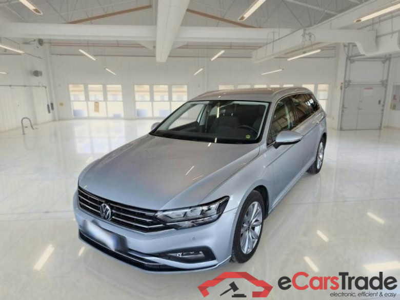 VOLKSWAGEN PASSAT / 2019 / 5P / STATION WAGON VAR. 2.0TDI SCR EVO 110KW BUSINESS DSG