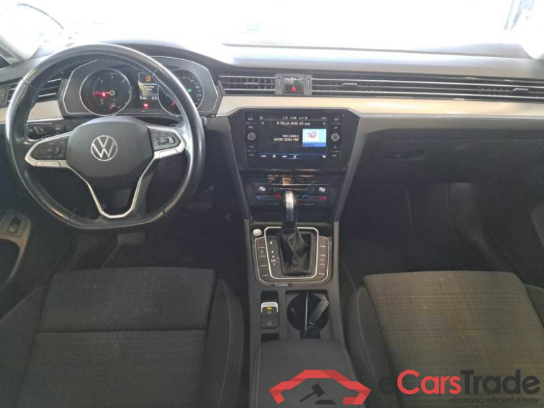 VOLKSWAGEN PASSAT / 2019 / 5P / STATION WAGON VAR. 2.0TDI SCR EVO 110KW BUSINESS DSG #3