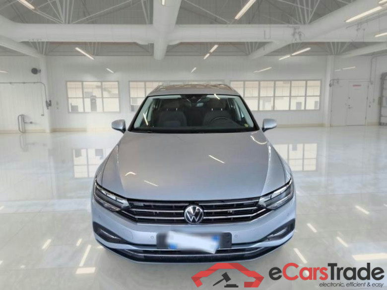 VOLKSWAGEN PASSAT / 2019 / 5P / STATION WAGON VAR. 2.0TDI SCR EVO 110KW BUSINESS DSG #6