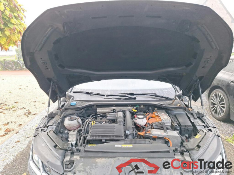 VOLKSWAGEN ARTEON 1.4 EHYBRID DSG ELEGANCE #4