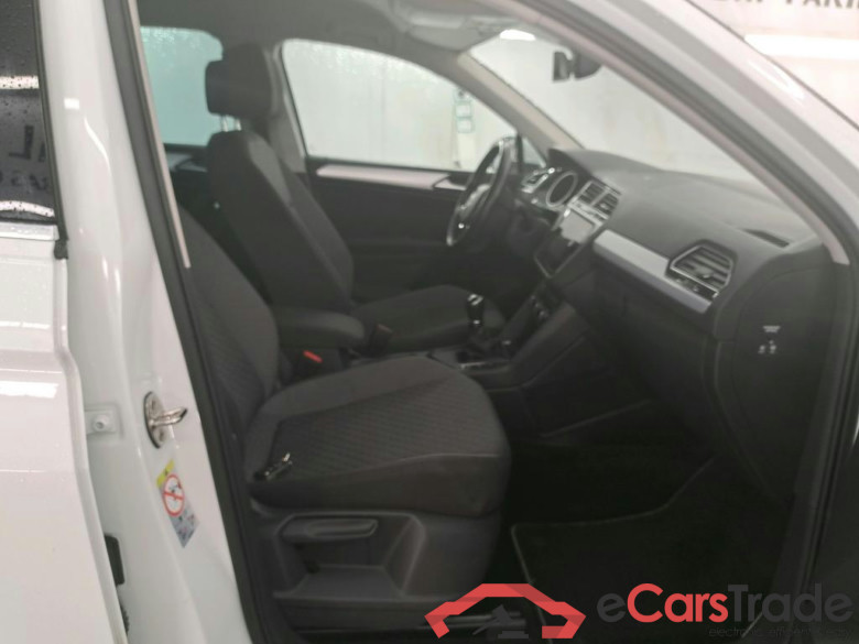 VOLKSWAGEN Tiguan 5p SUV 2.0 TDI 150 BVM6 Confortline Business #4