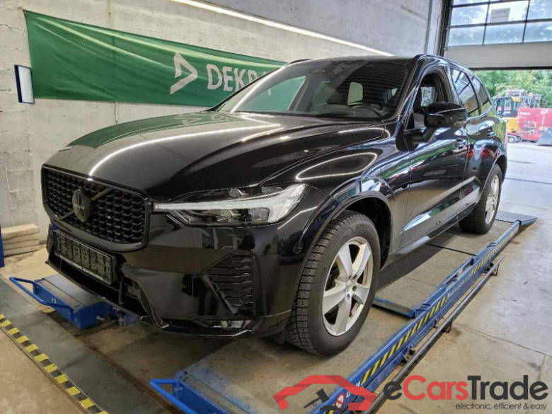 Volvo XC60 (03.2017->) DE - SUV5 B5 (Benzin) AWD EU6d, Ultra Black Edition Mild-Hybrid, (Facelift) 2023 #1