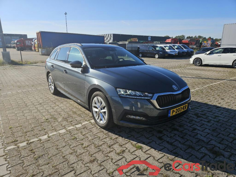 SKODA Octavia Combi 81 kW #4